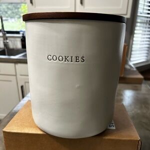 Hearth and hand cookie jar